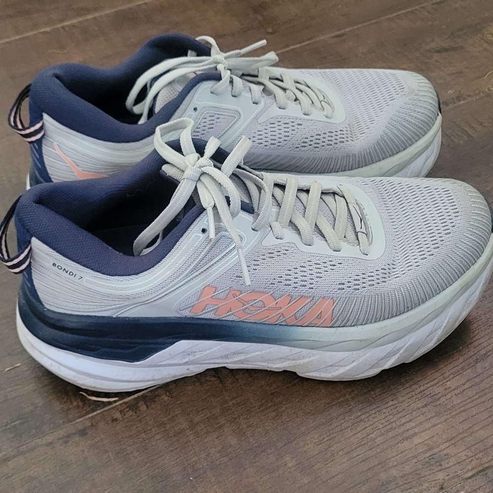 Hoka One Bondi 7